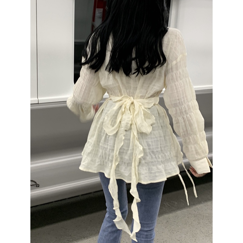 Niche perban pinggang kemeja wanita sedikit transparan kemeja lengan panjang desain musim panas atas