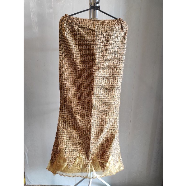 PRELOVED * BAWAHAN KEBAYA