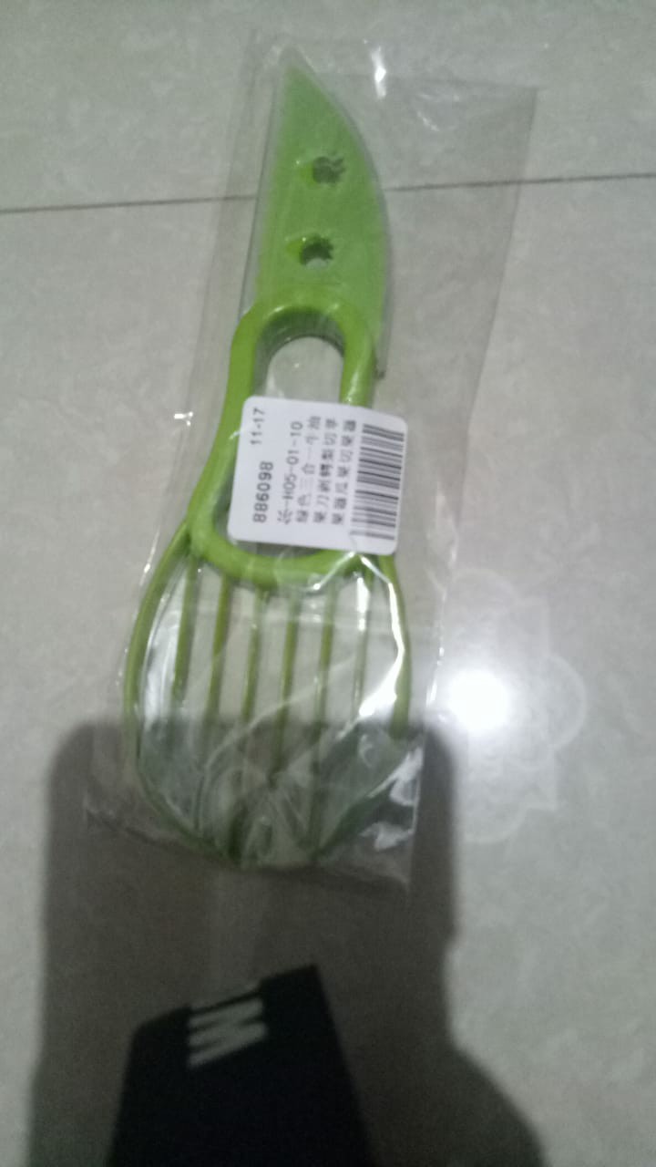 3 In 1 Alat Pemotong / Pengiris Buah Alpukat Multifungsi