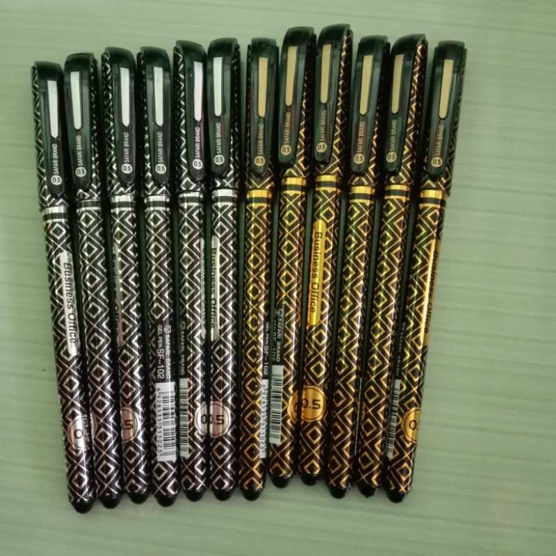 

PULPEN TINTA HITAM MOTIF BATIK