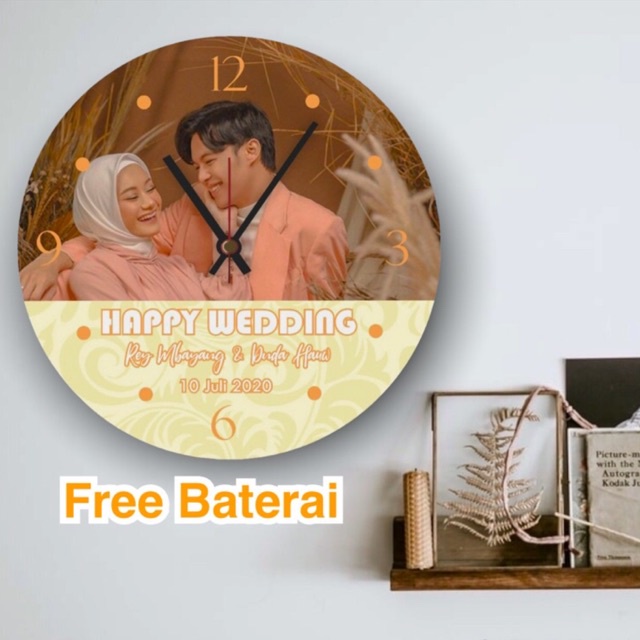 JAM DINDING KAYU CUSTOM FOTO DAN NAMA