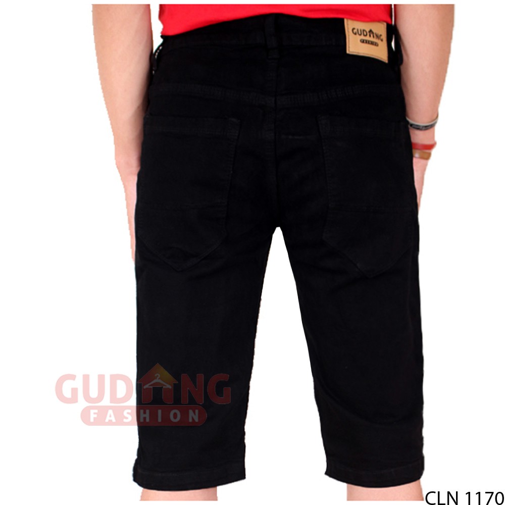 Celana Jeans Selutut Pria - CLN 1170