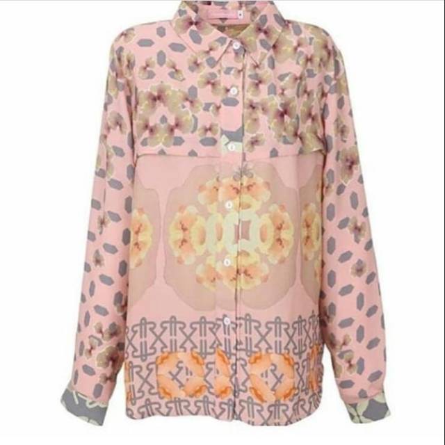 Abbey Top Ria Miranda