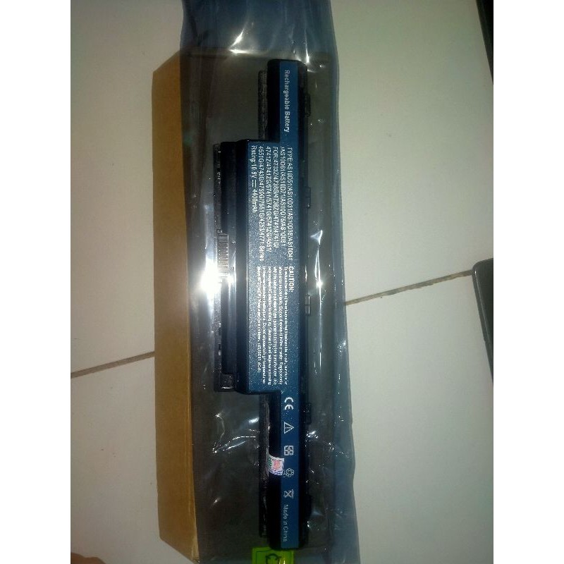 baterei laptop bekas acer aspire 4750,4733Z,4738 dll..lihat aja di gambarnya