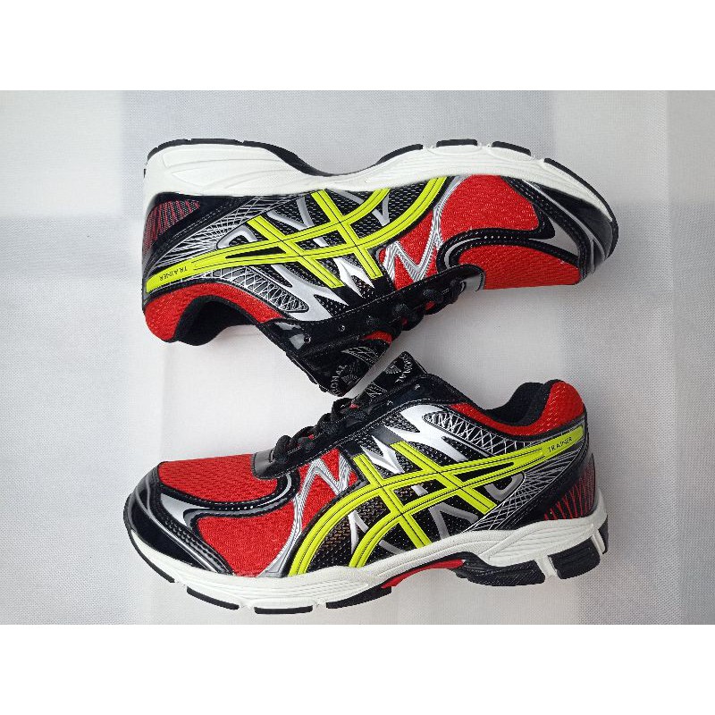 sepatu professional trainer voli voly volley running lari jogging volly outdoor original trainer