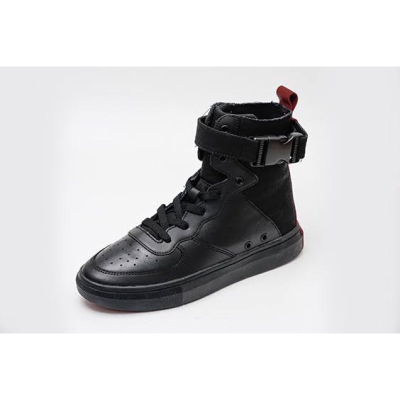 Ricosta X Karlajasmina High Cut Series Black Size 37