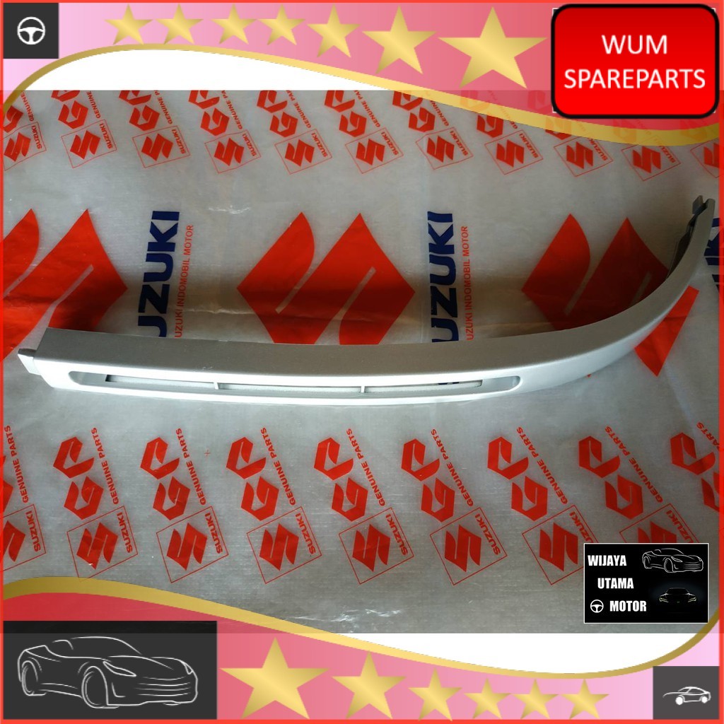 list headlamp garnish lampu besar bawah lower  futura (original sgp)