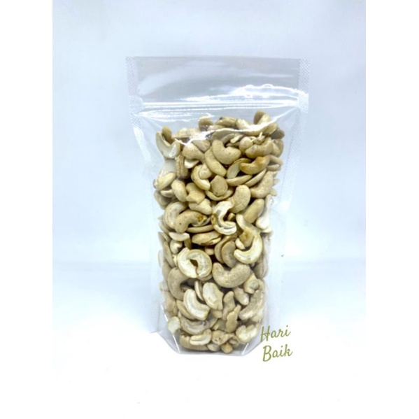 

Kacang mete belah mentah