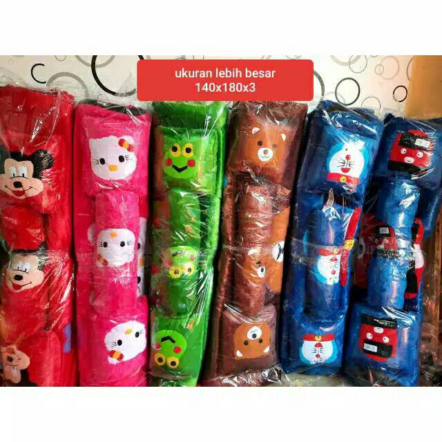 karpet bulu karakter