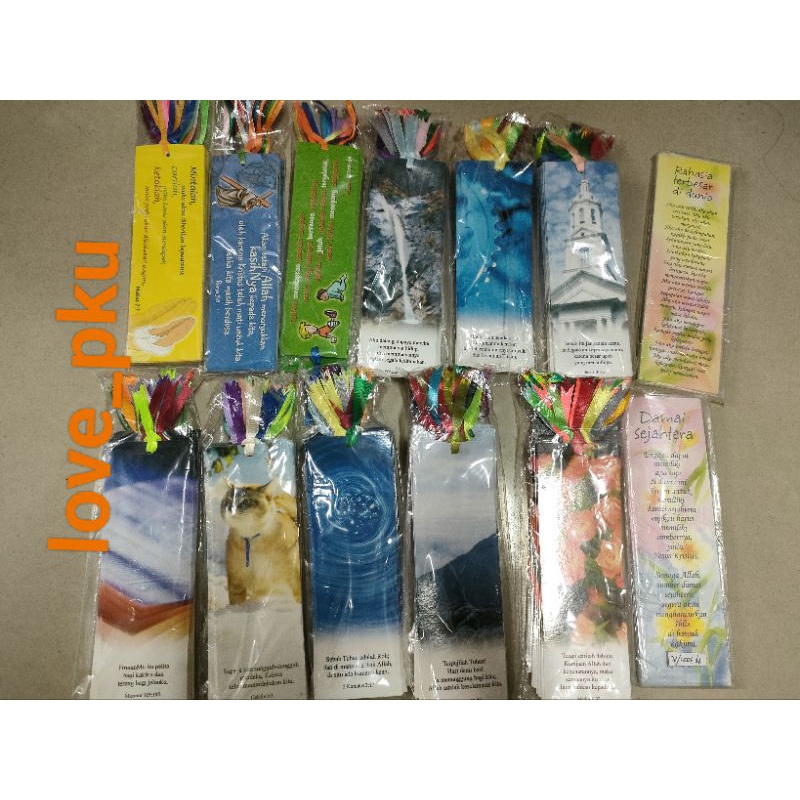 

Pembatas Alkitab rohani