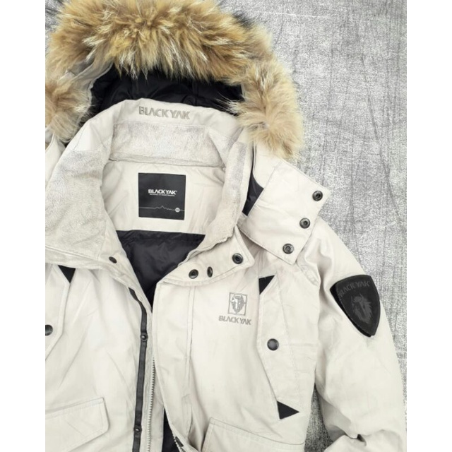 jaket bulu angsa black yak