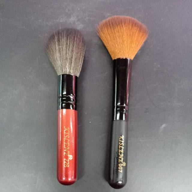 Kislene Kuas Blush On