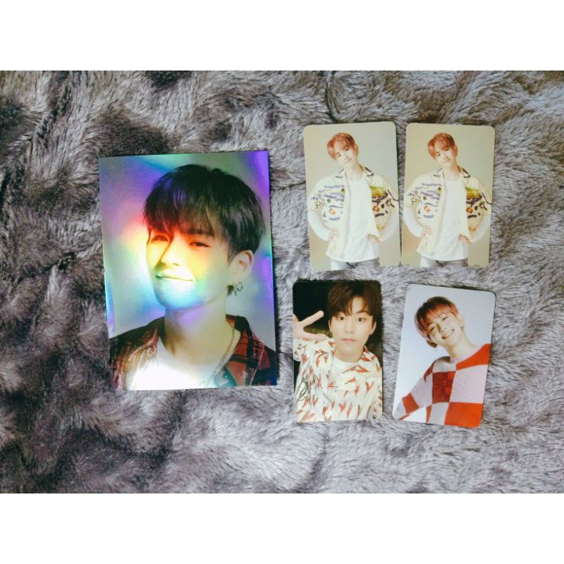 TREASURE CHAPTER TWO [ Yoshi Hologram Postcard, Jeongwoo Selfie Photocard, Mashiho First Press & PC]