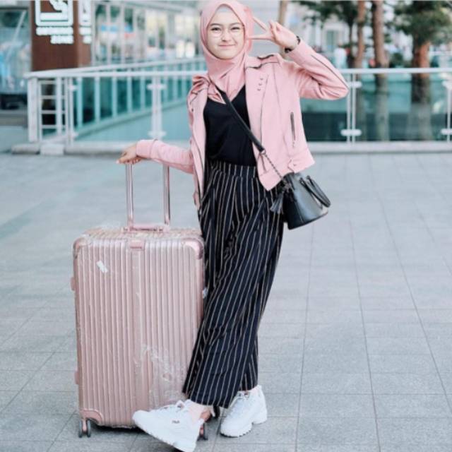 CELANA KULOT salur stripe yomi pakayan wanita ada karet CELANA KULOT salur stripe yomi pakayan wanita ada karet