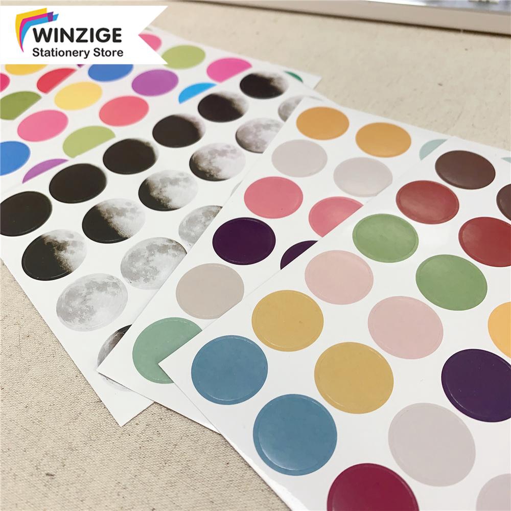 

Stickers Morandi Macaron Moon Design INS Round Sticker For Journal Decor Random 1 Sheet