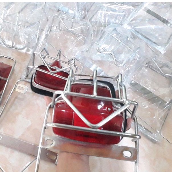 KRODONG LAMPU BELAKANG VESPA SUPER 66/PELINDUNG STOPLAMP VESPA SUPER 66