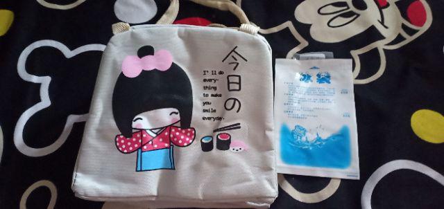 Lunch Bag Cooler Bag Japanese Girl / Iconic Insulated Lunch / Picnic Bag