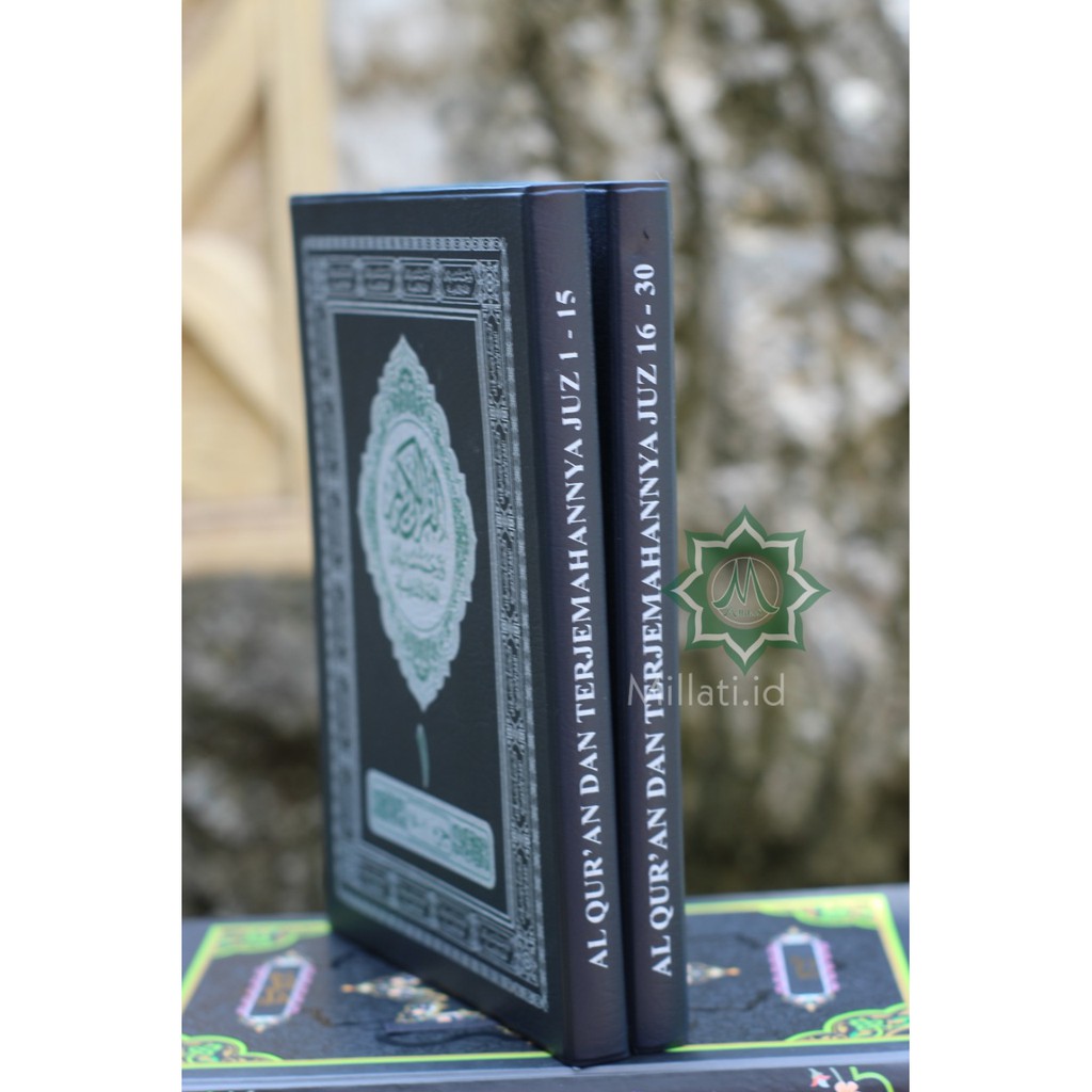 Best Alqur'an Terjemah 2 Jilid Tanggung HVS Versi Lama