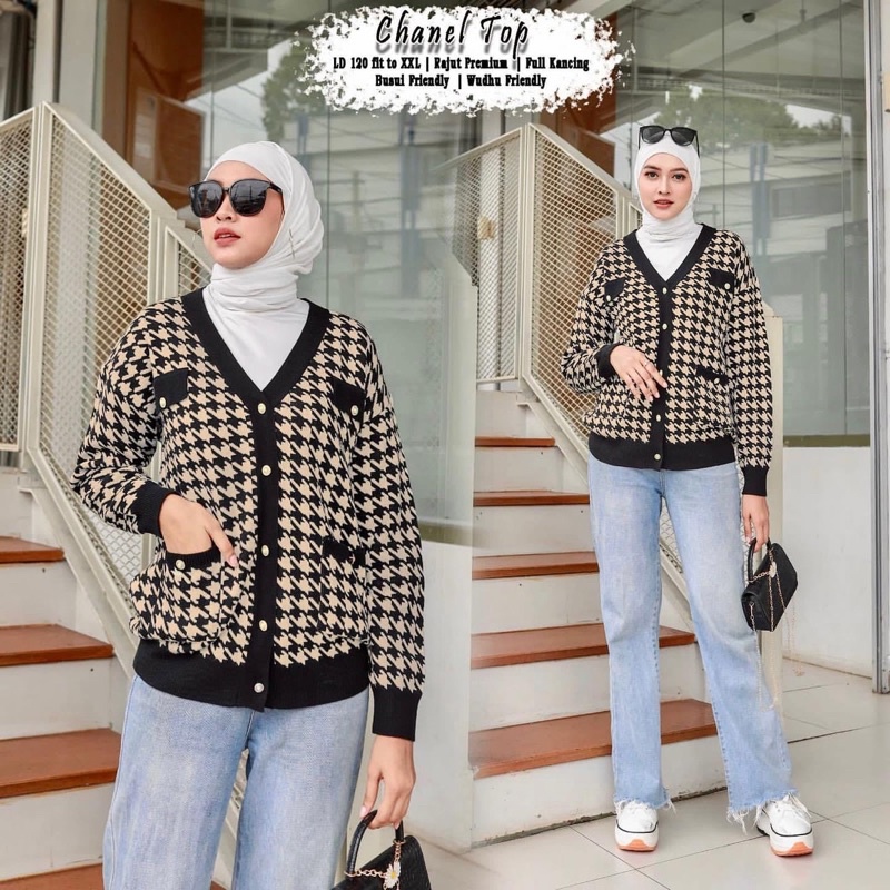 CHANEL TOP