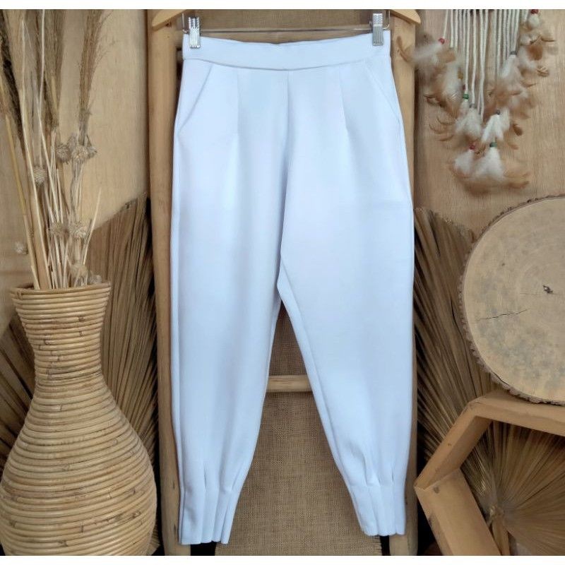 SCUBA PANTS CARISSA | CELANA PUTIH WANITA | CELANA SCUBA PANTS