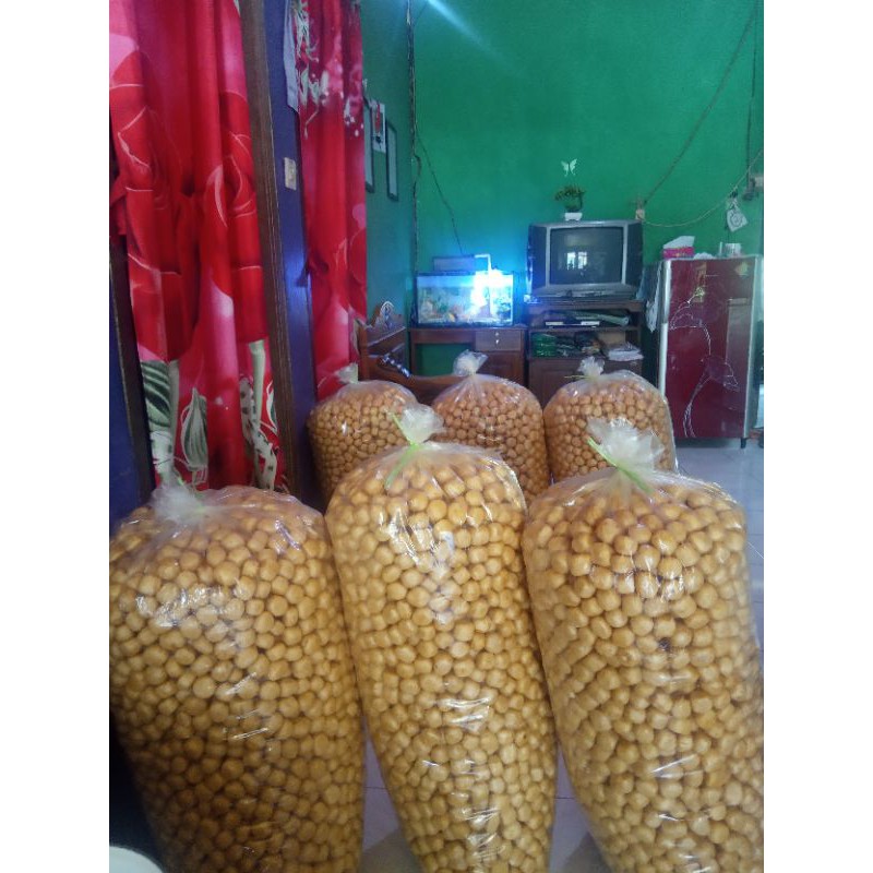 

Kerupuk ikan tenggiri / kerupuk / makanan ringan / cemilan / snack 0,5kg
