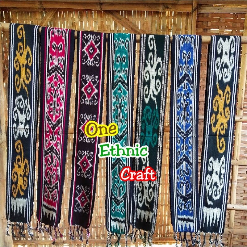 Syal Etnik Dayak Kalimantan-Random