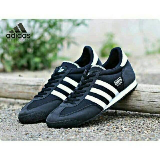 SEPATU ADIDAS DRAGON HITAM / SEPATU ADIDAS / SEPATU RUNNING ADIDAS
