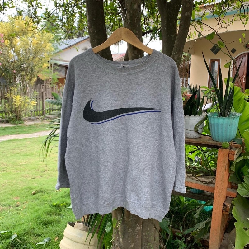 CN NIKE VINTAGE SECOND