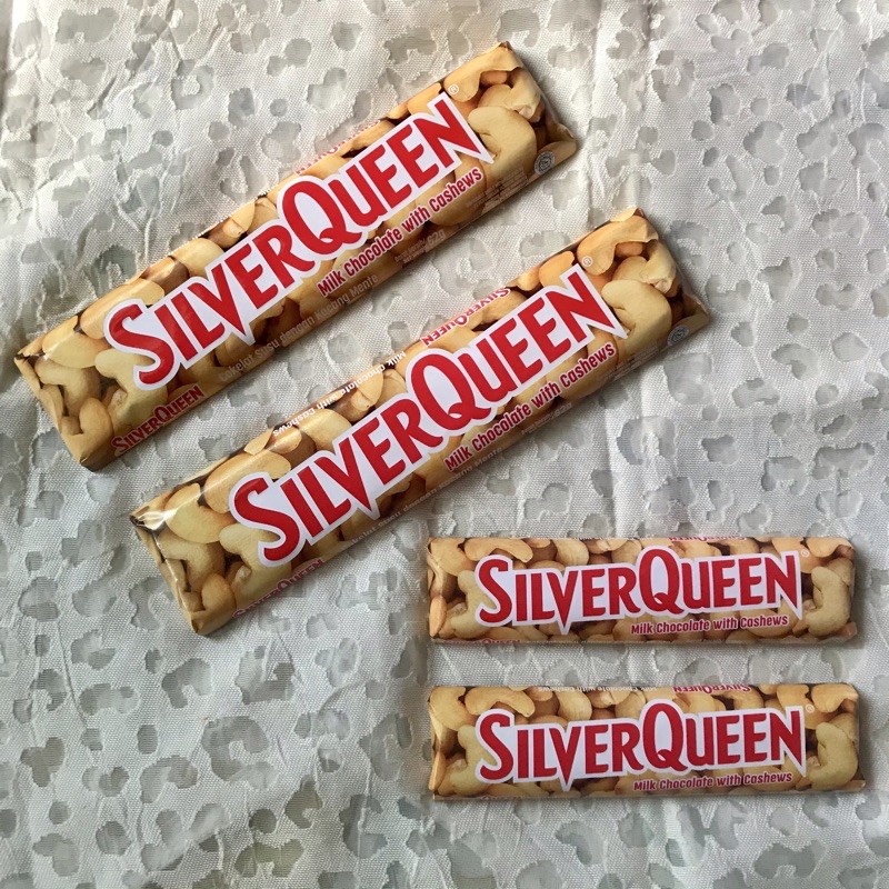 

Tambahan Cokelat Silverqueen 62g 28g untuk Gift Box