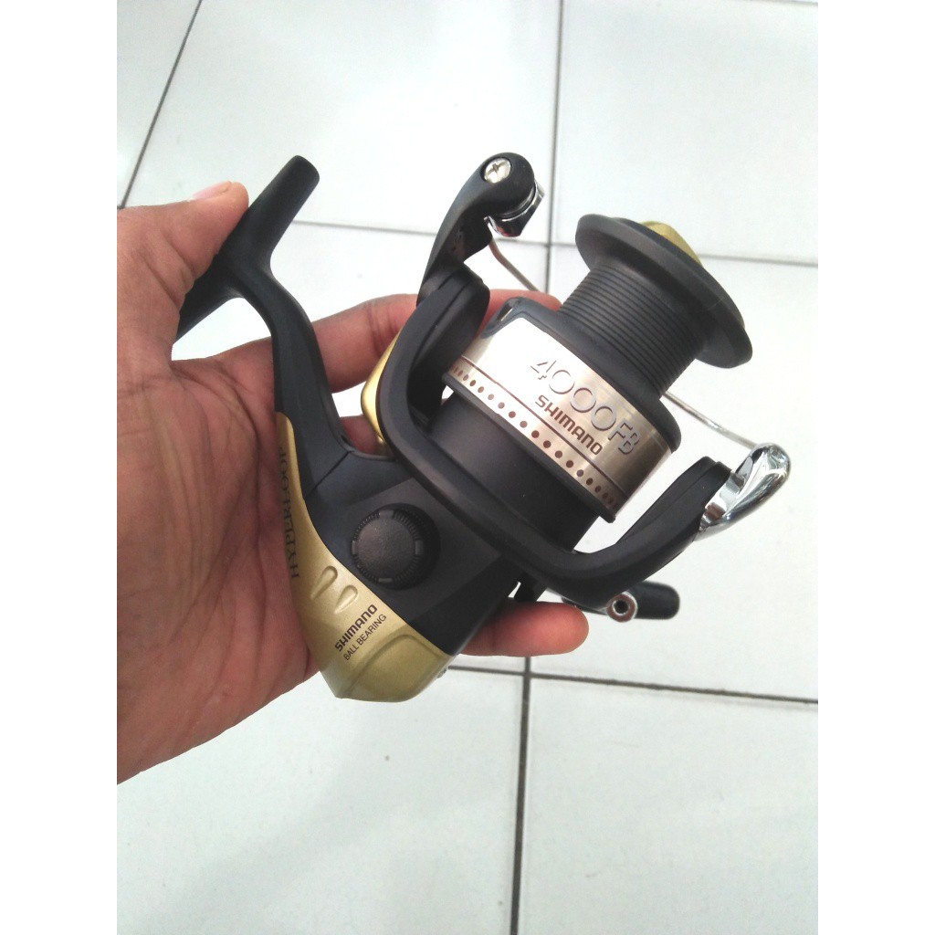 Reel spinning Shimano Hyperloop 4000 reel spinning 4000
