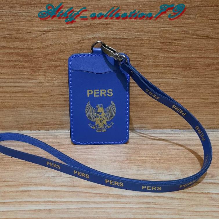 

Modern.. Tempat Id Card PERS Kulit Holder Id Card Kulit PERS Kalung