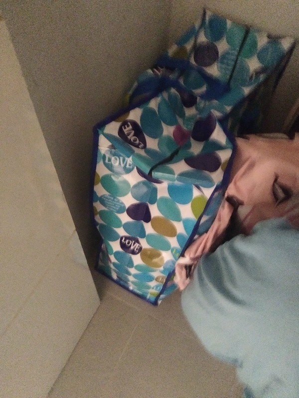 Tas Tenteng Plastik Terpal Karung Ukuran M 50 X 60 Cm. Tas Karung Sedang  Laundry Baju