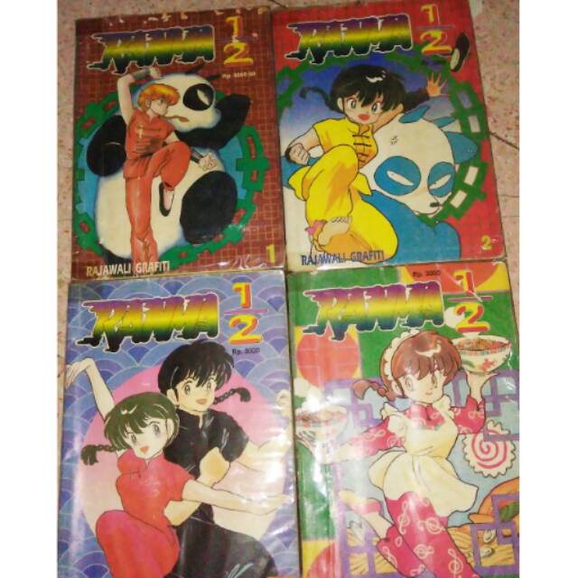 

Komik ranma seri 1-4. Cetakan lama. Buku besar