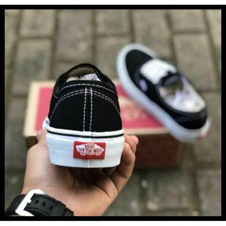 Sneakers Tali Vans Autentik Black White Import Untuk