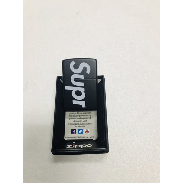 KOREK ZIPPO MATTE HITAM MOTIF SUPREME