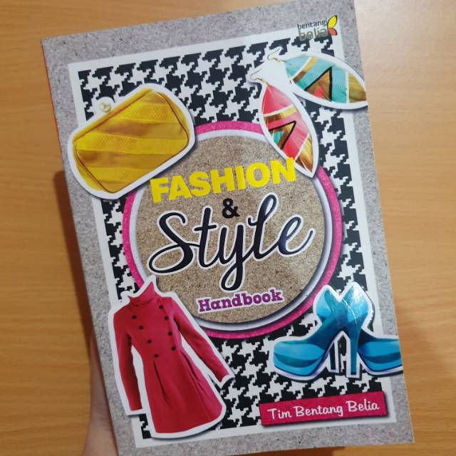 

Fashion & Style Handbook ( bekas l