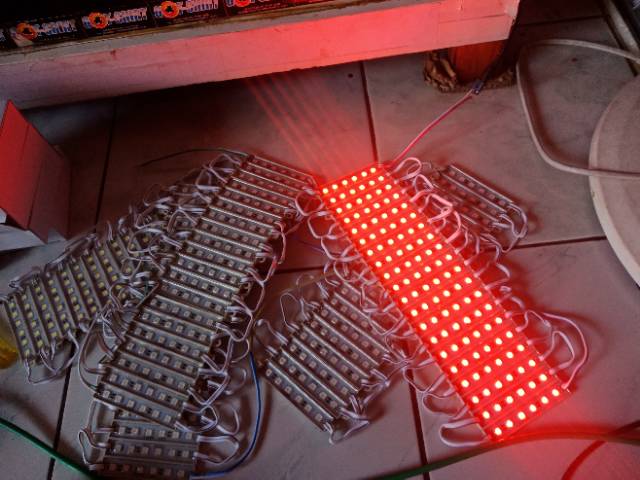 Lampu led strip 6 titik per strip