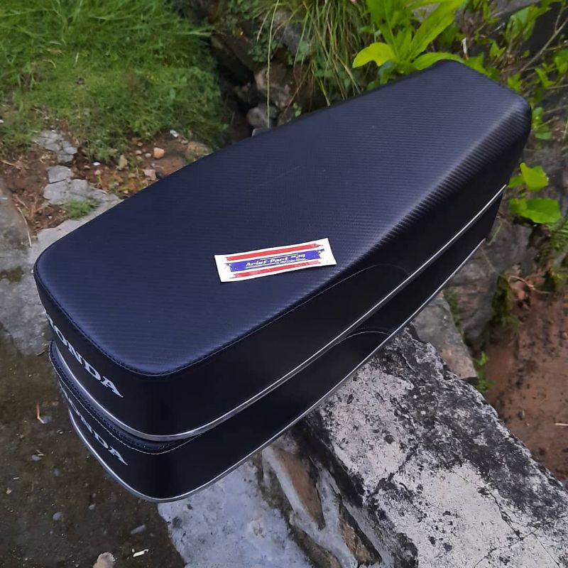 jok cb galvanis karbon polos depan iris tipis jok cb100 cb jok caokan aki model polos karbon sponijo