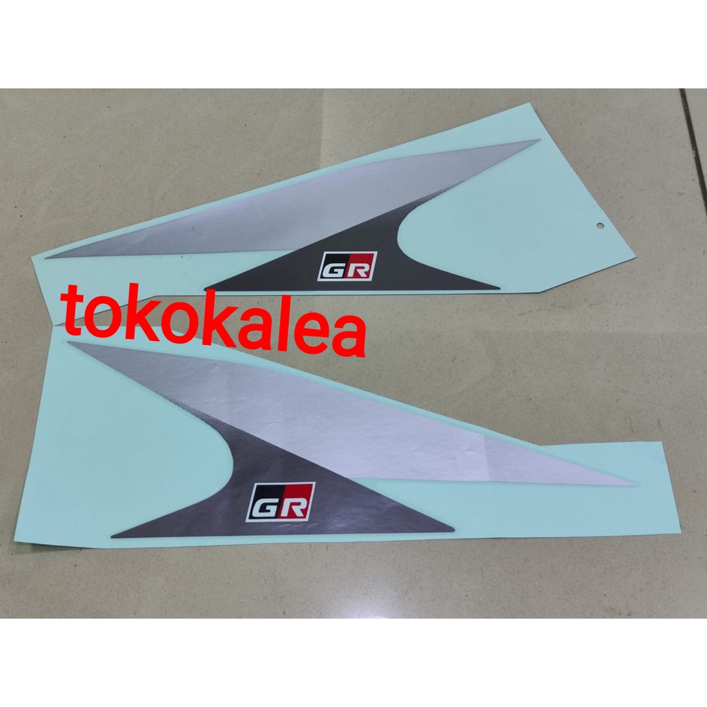 Stiker depan spion mobil toyota AGYA GR Sport warna silver abu cutting sticker car Toyota AGYA GR SP