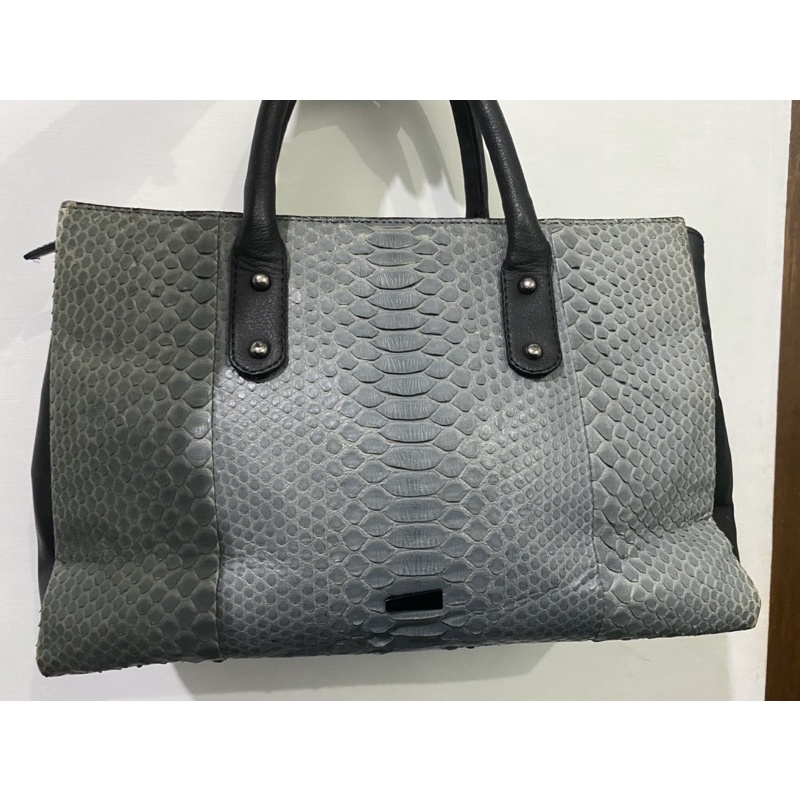 Rouge and Lounge preloved bag. sale. jual rugi