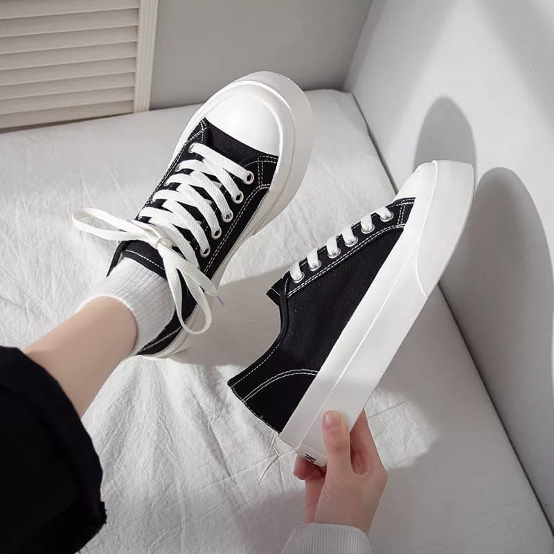 Sepatu Sneakers Wanita Kekinian Casual - Sepatu Wanita Fashion Sekolah Kanvas