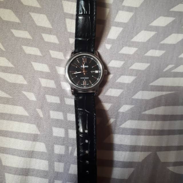 Preloved jam tangan casio ori(wanita)