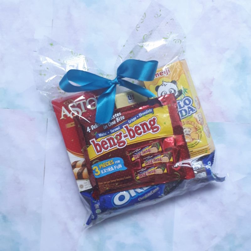 

Hampers/Bingkisan Snack Plastik