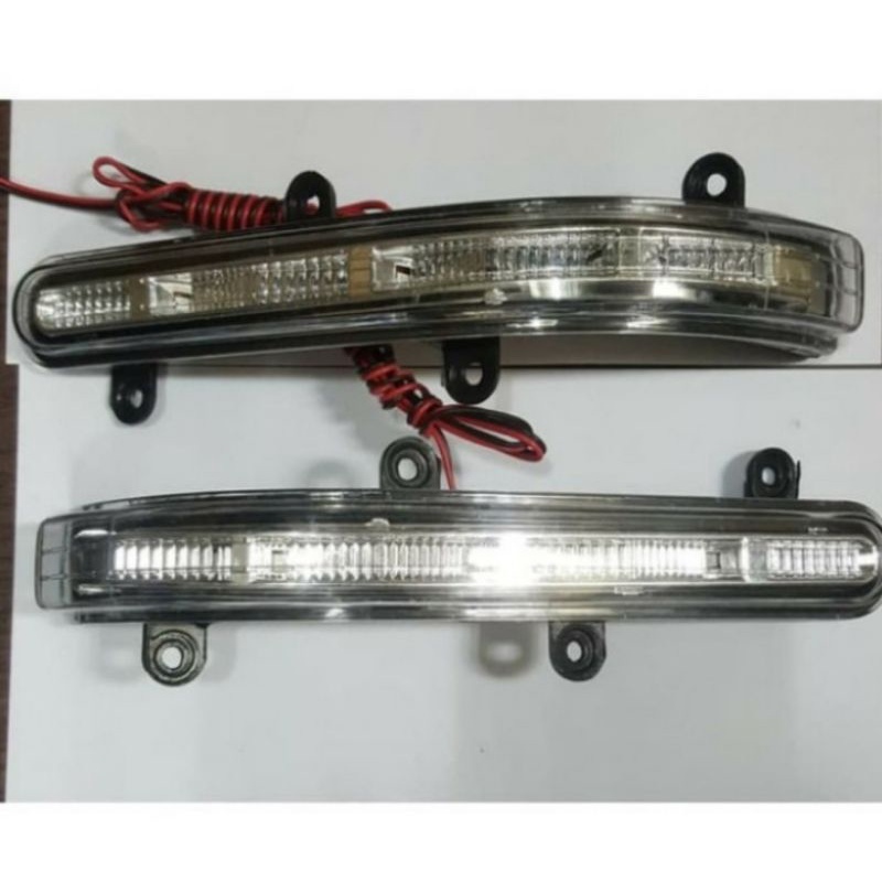 lampu spion avanza inova 2012 on 2014