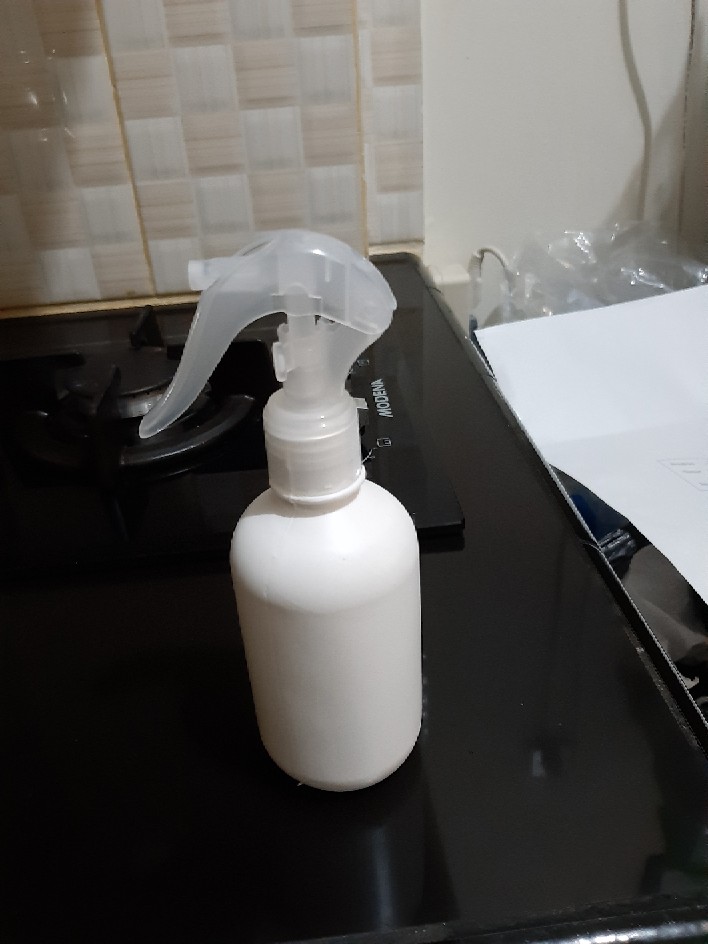 Botol Sprayer Trigger 250ml Warna Putih Susu