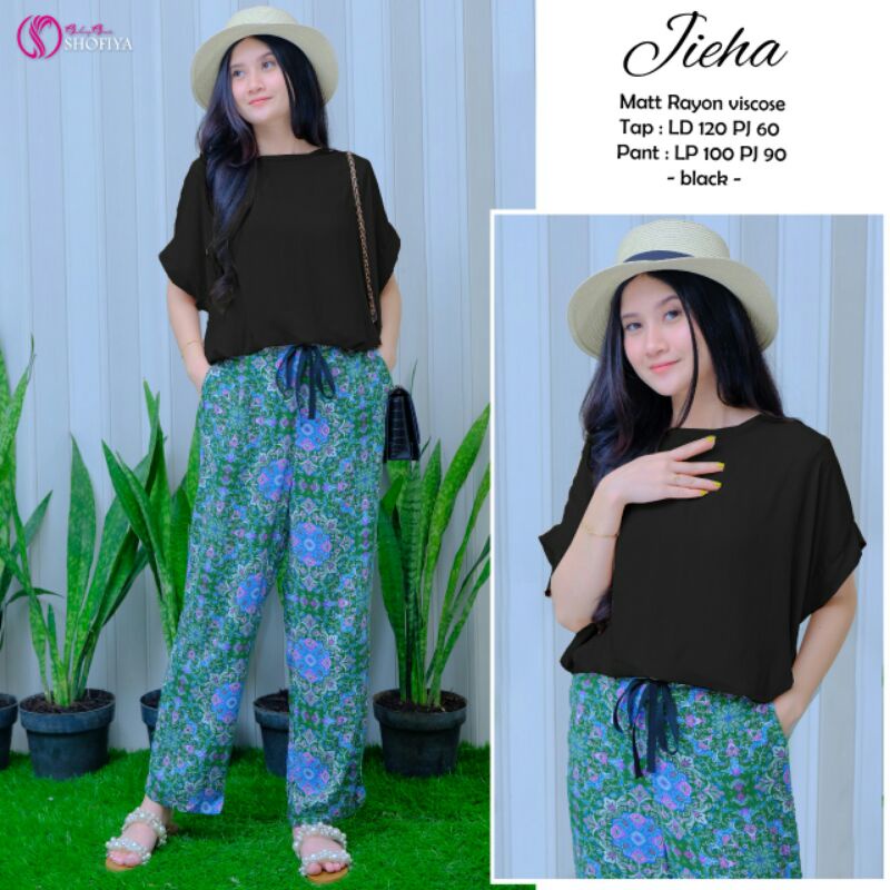 JIEHA One Set by Ori Shofiya