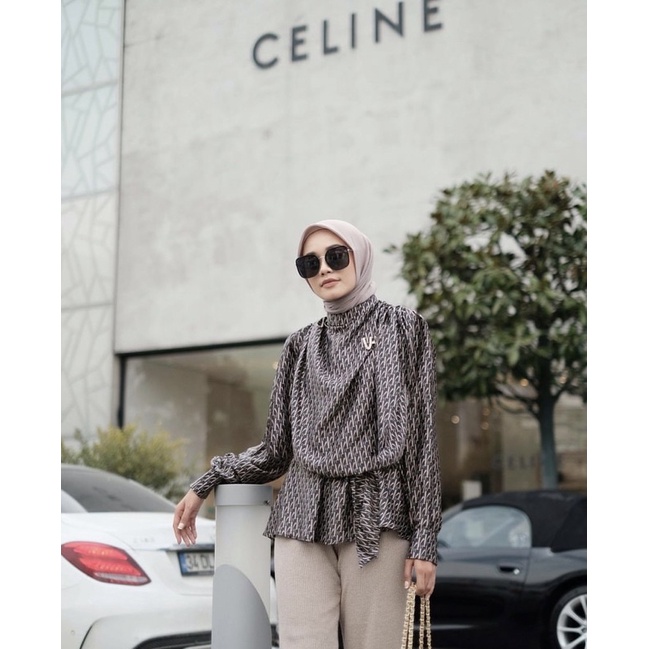 Signature monogram Vanilla Hijab