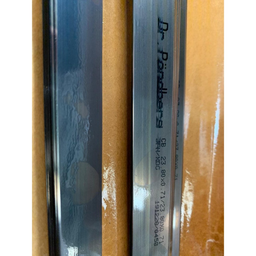

Pisau Pond Die Cutting Rule Dr Pondberg 2 pt (0.71 mm) Center Bevel