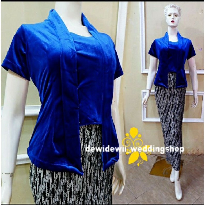 Set Kebaya + Rok (Kebaya Bludru Kutubaru lengan Pendek)