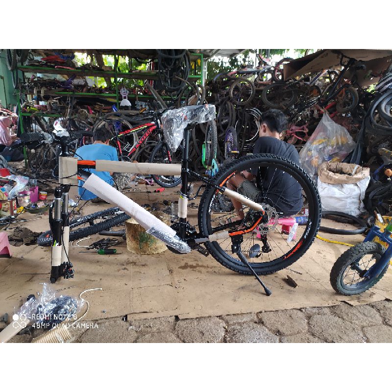 sepeda MTB Trek frame alloy 3x9 speed